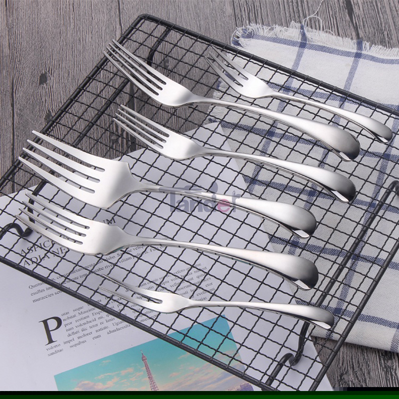Curved Design Edelstahl Küche Restaurant Party Geschirr Besteck 24PCS Set